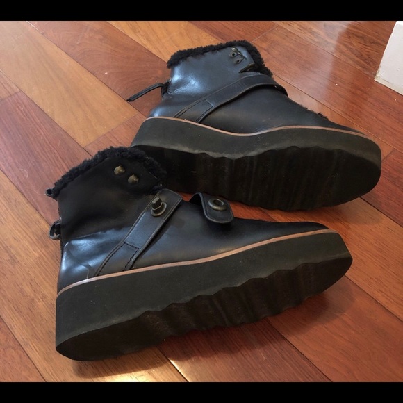 Coach shearling booties 7.5 - Picture 4 of 4